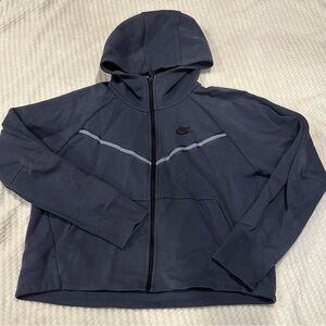 Nike Women’s Zip-Up Hoddie